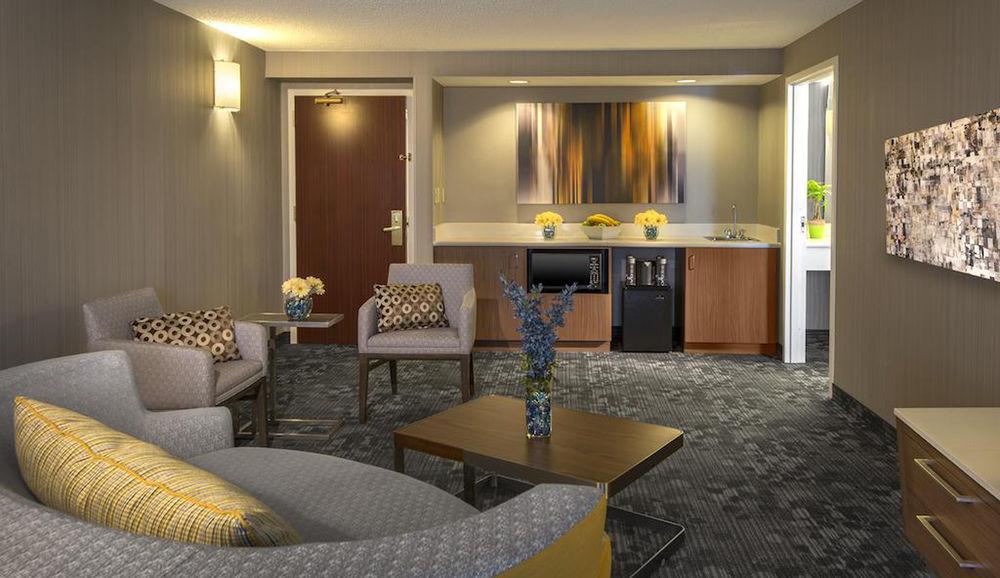 Courtyard By Marriott Cleveland ווסטלייק מראה חיצוני תמונה
