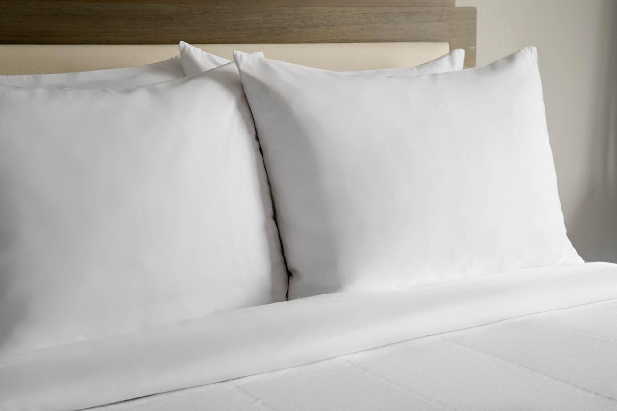 Courtyard By Marriott Cleveland ווסטלייק מראה חיצוני תמונה
