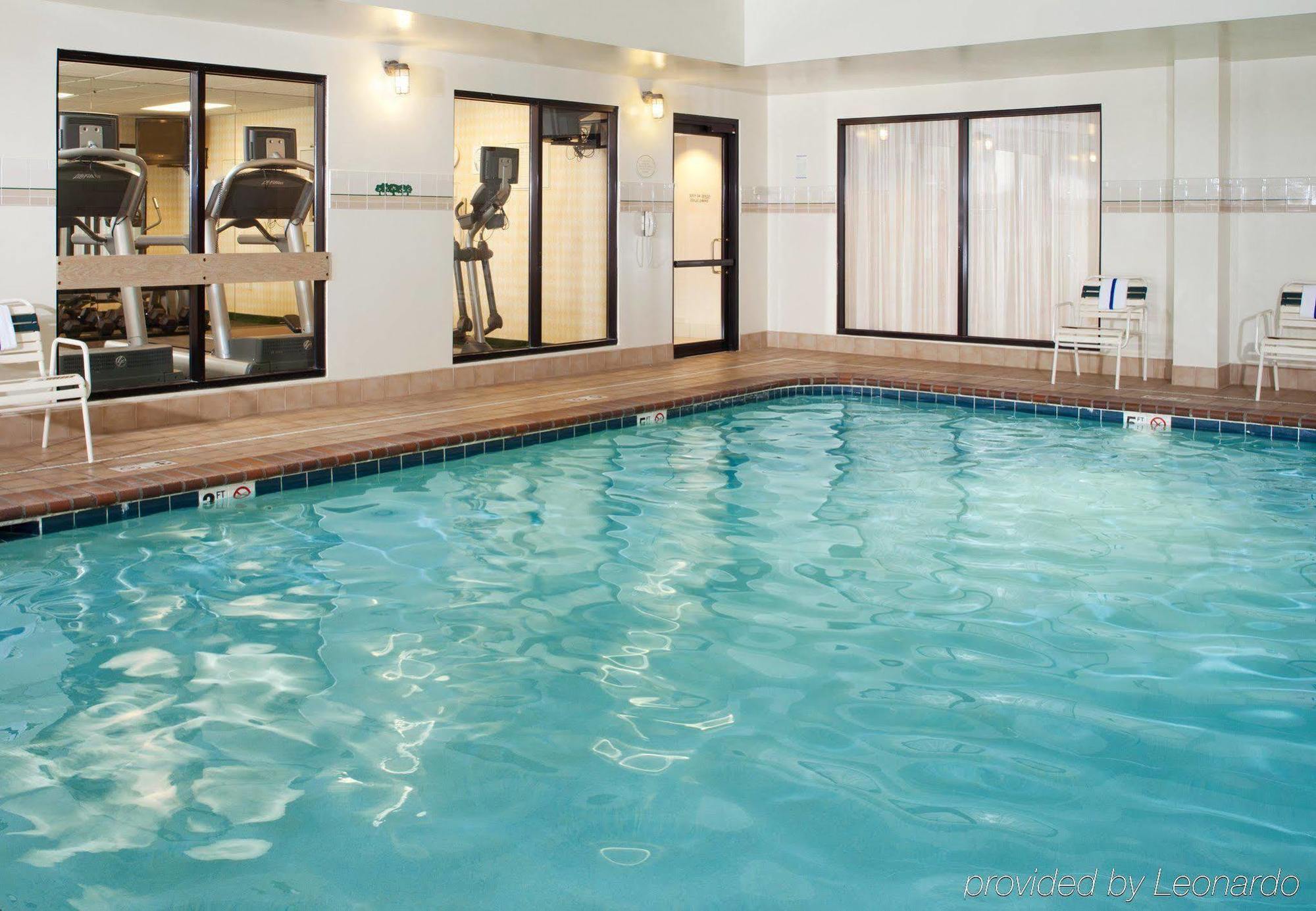 Courtyard By Marriott Cleveland ווסטלייק מראה חיצוני תמונה
